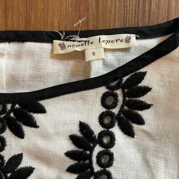 Nanette Lepore Black and White Embroidered Shift Dress - Picture 3 of 3